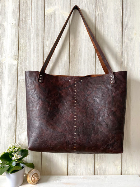 Luna Tote in Deep Woodland