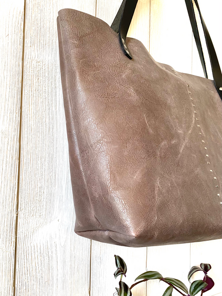 Luna Tote in Taupe